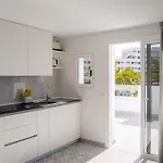 Urbania Apartament *