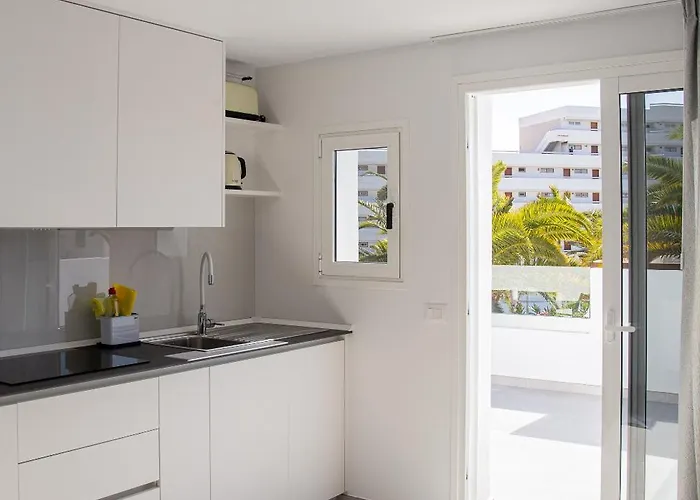 Urbania Apartment *