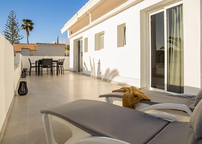 Urbania Apartment